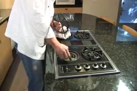 Nate Christianson Aka David Hatfield - delicious In The Kitchen