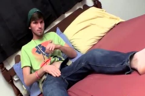 cute man Dakota James Knows How To Wanks His Hard ramrod