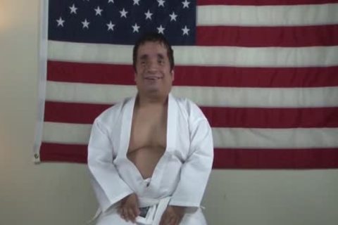 Joey Barebacks A Dwarf