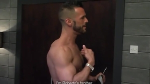 Billy Santoro poke Denis Vega