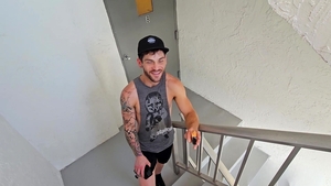 AmateurGayPOV: The Cost of Convenience, a Tight Hole