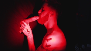masqulin: Black Curtains and Hidden Passions