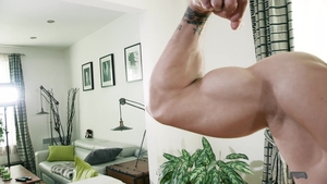 maskurbate: Carlos's Journey Through the Heat of Stripping